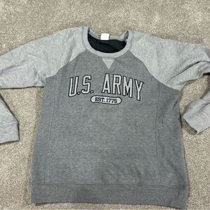 US Army Gray Crewneck Sweatshirt XL Military Graphic Pullover Top of the World